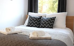 Dmk Green Apartment Near Warsaw-Modlin Airport